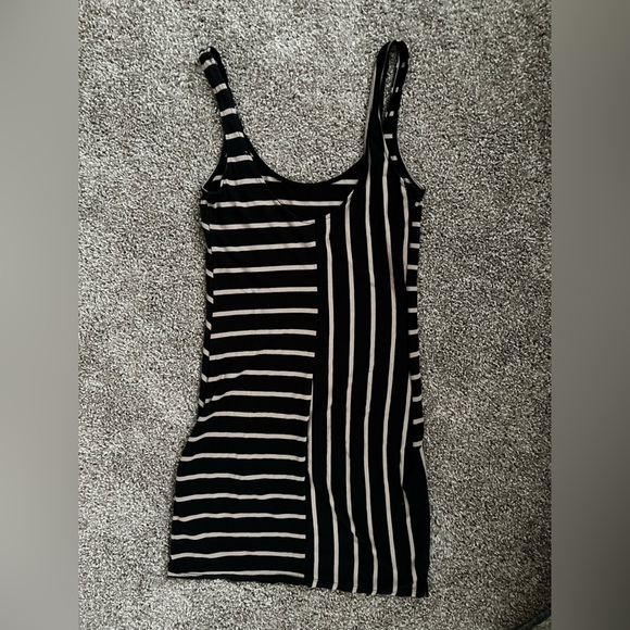 Mini dress - Picture 3 of 3